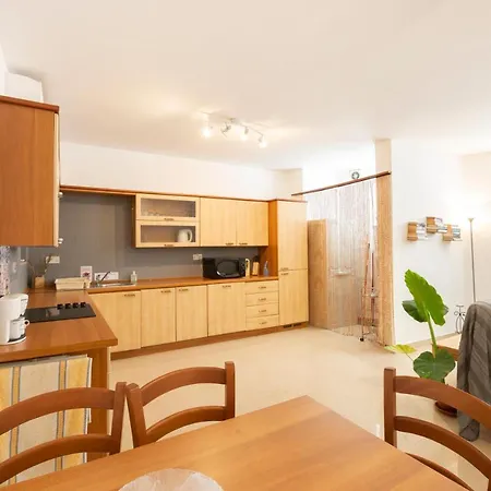 Bv1 - Spacious And Bright - Prime Location San Ġiljan Buitenkant foto